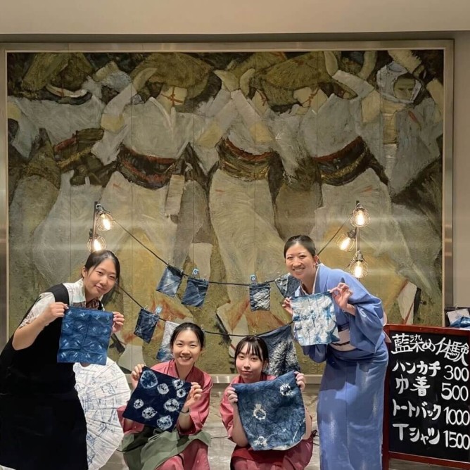 2024年に開催された夏祭りの藍染体験