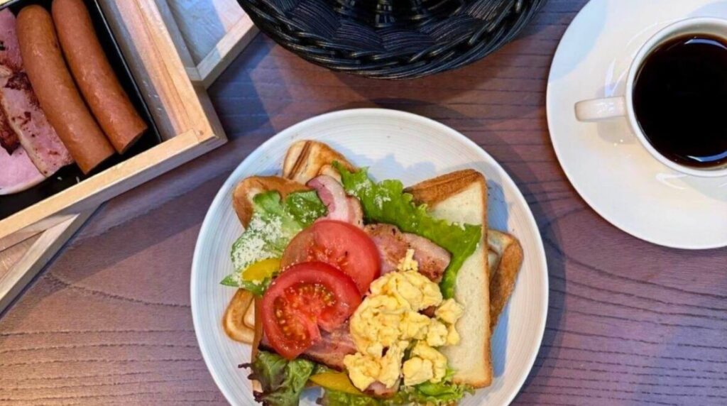 ホットサンド朝食