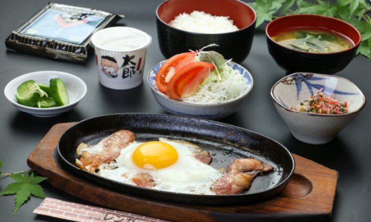 朝食の一例
