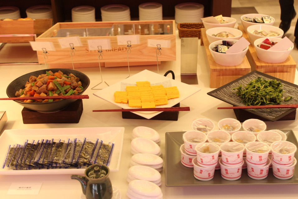 朝食ビュッフェの一例