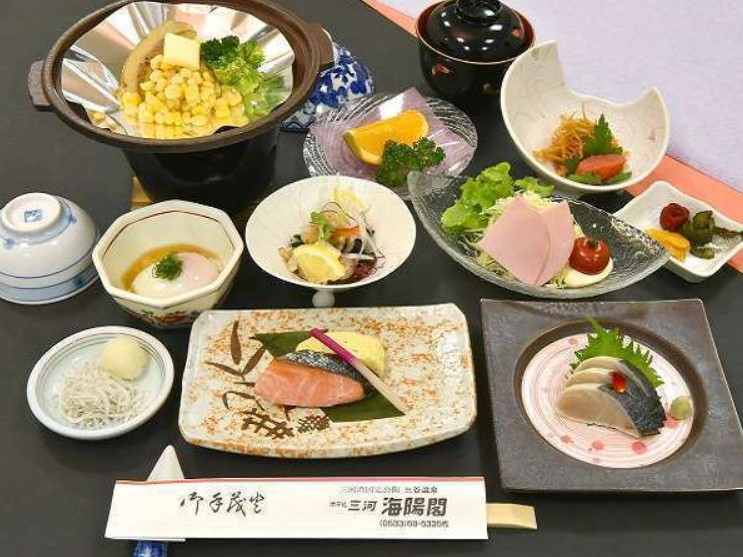 朝食メニューの一例