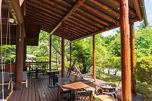 軽井沢logHOTEL塩沢の森 センターハウス テラス
