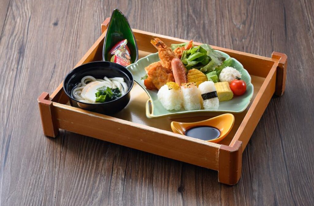 割烹みなとのお子様御膳