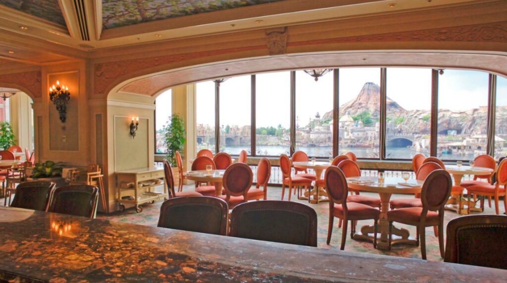 朝食レストラン「べッラヴィスタ・ラウンジ」