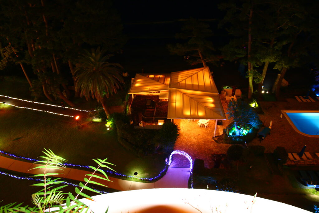 バルコニーから見たライトアップ