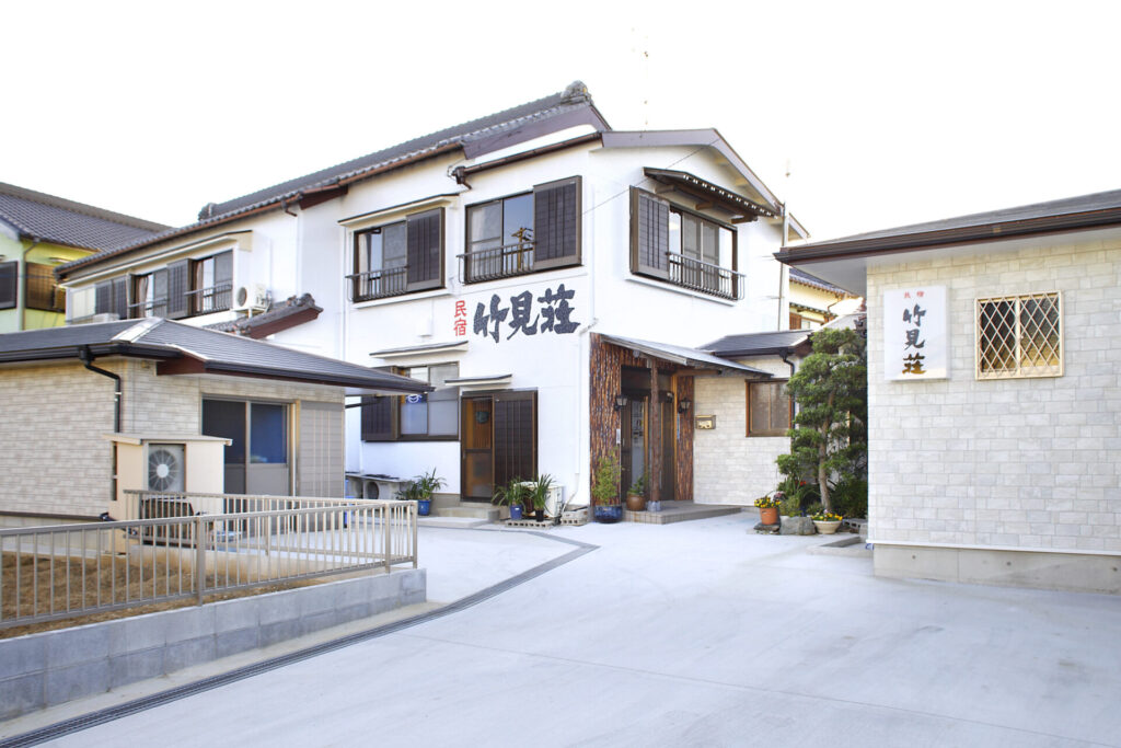 民宿・釣船 竹見荘 外観