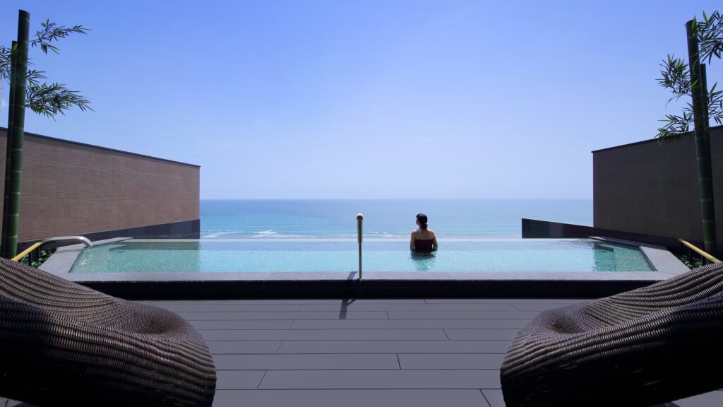 屋上温泉ぷーろ　鴨川館