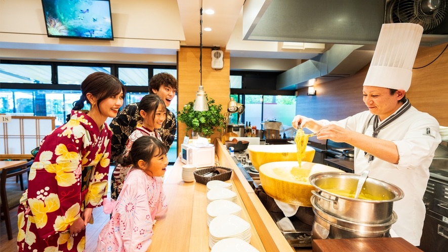 朝食バイキング ホテル南風楼