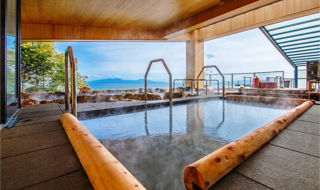 海に浮かぶ美泡風呂 ホテル南風楼