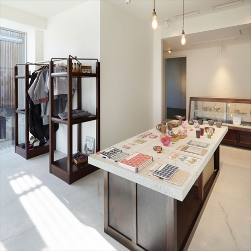 ショップ　tsumugu