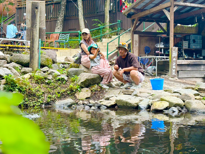 那須ハイランドパーク　渓流釣り茶屋
