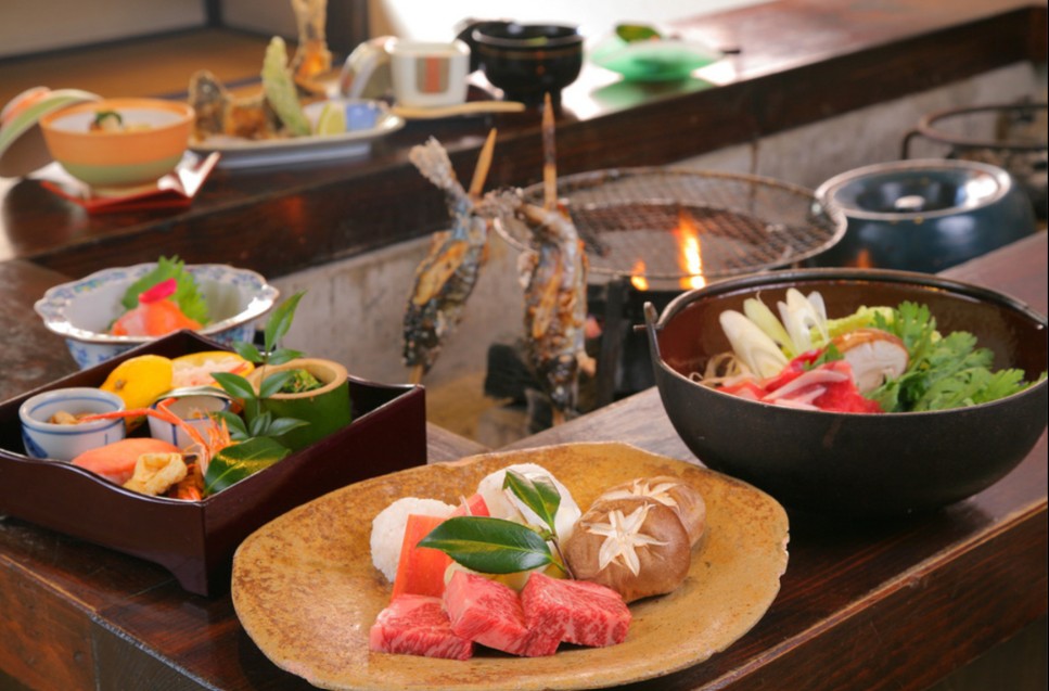 囲炉裏会席の一例