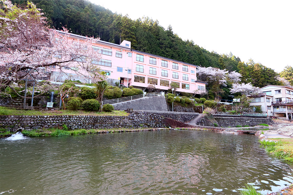 花の木公園 外観