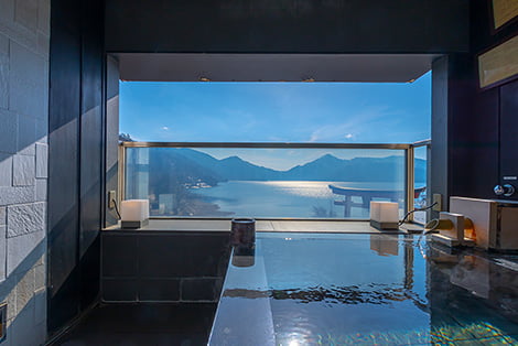 日光中禅寺湖温泉 ホテル花庵　露天風呂付客室