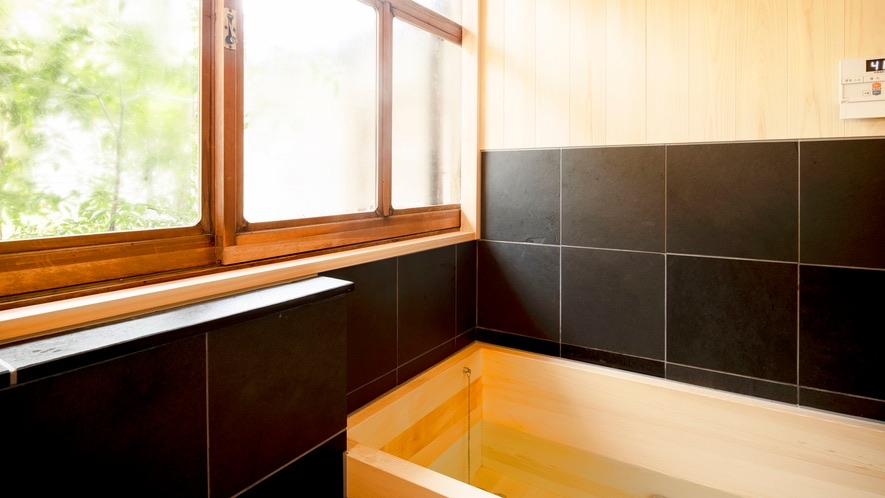 風呂付き客室　朝日館