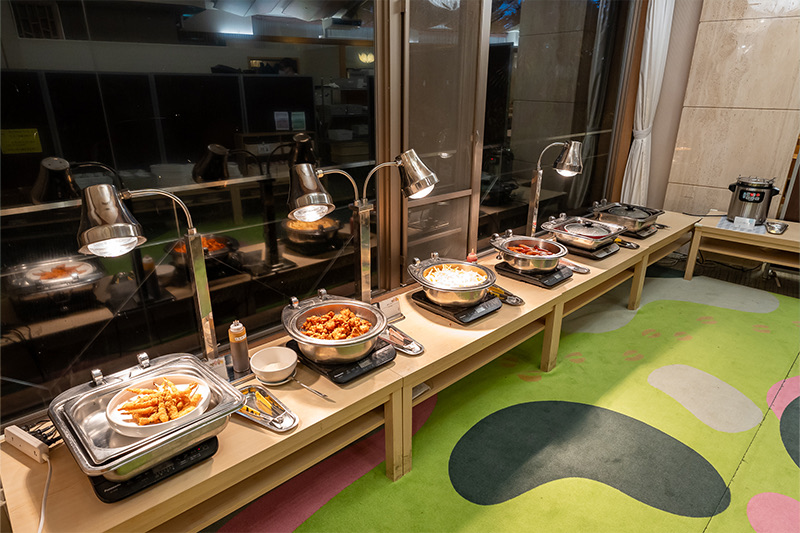 ビュッフェキッズコーナー　蓼科グランドホテル滝の湯