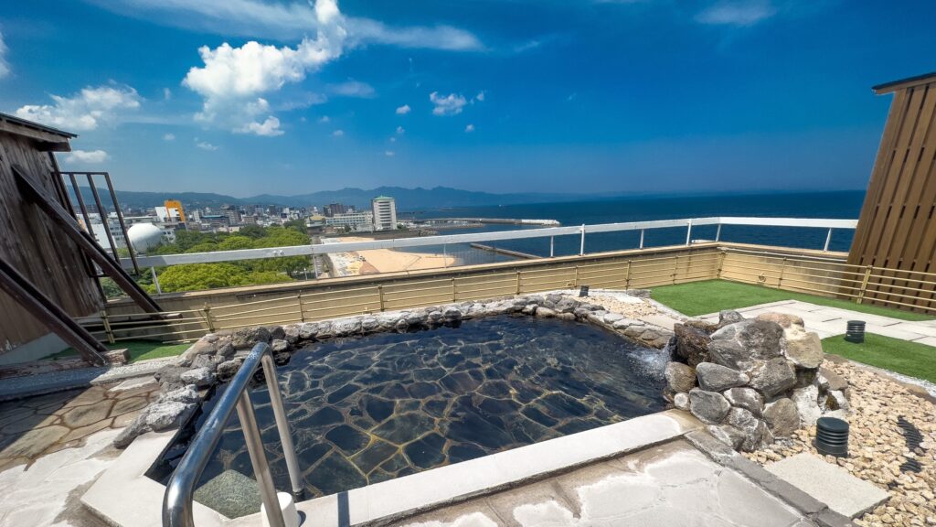 悠彩の宿　望海　屋上露天風呂
