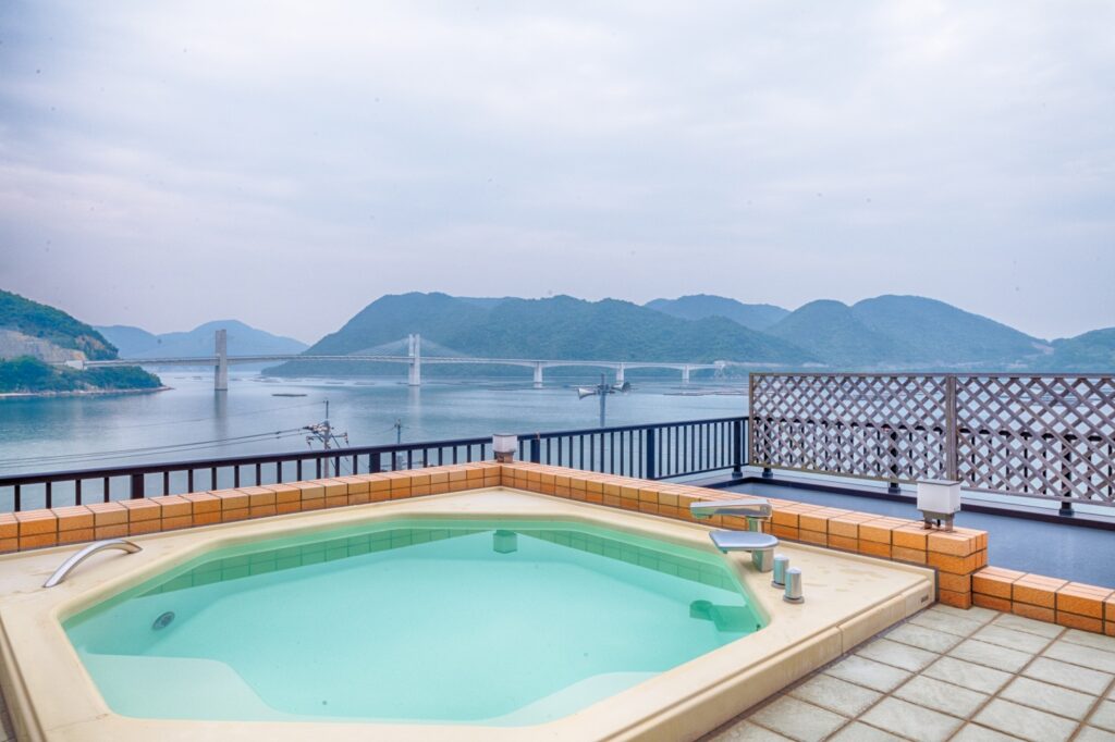 旅館 つり幸　貸し切り露天風呂