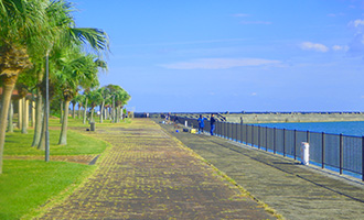 サンマリーナ宮崎　親水護岸　