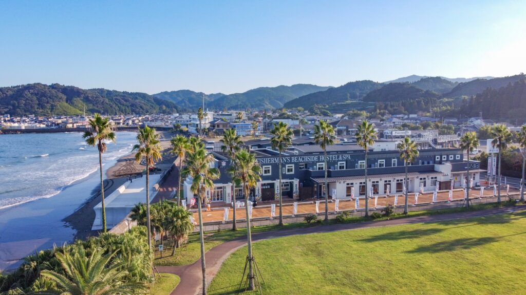 青島フィッシャーマンズ・ビーチサイドホステル＆スパ　外観