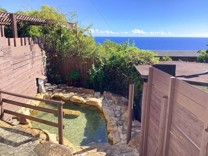 足摺サニーサイドホテル　男性用露天風呂