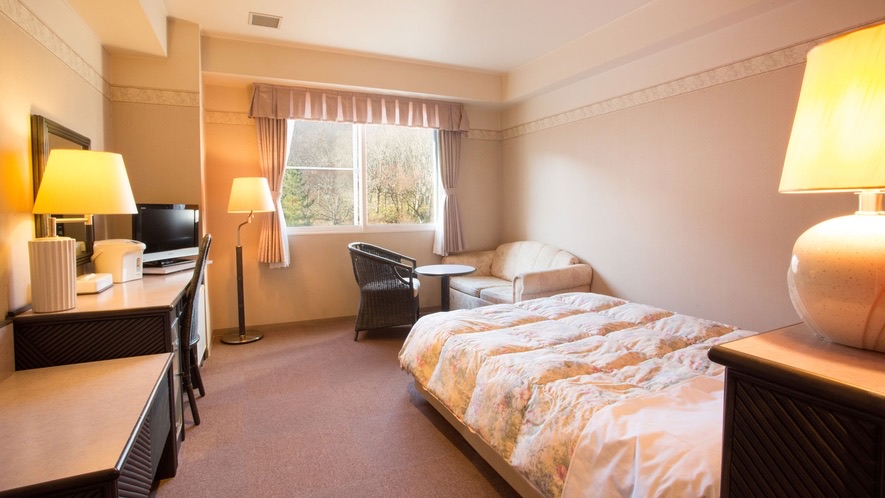 洋室　ホテル恵風