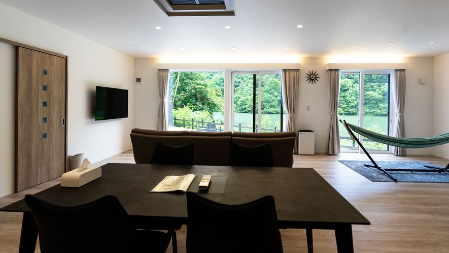 ヴィラ　レイク・イン