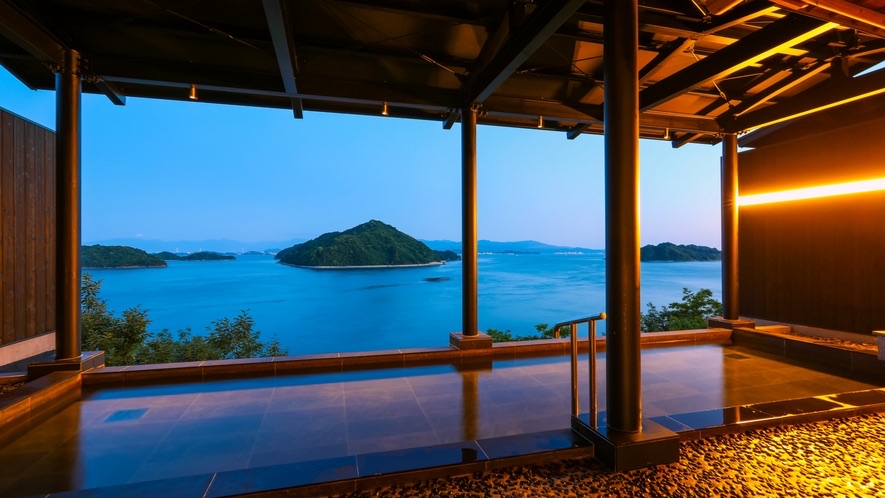 露天風呂　ホテル清風館