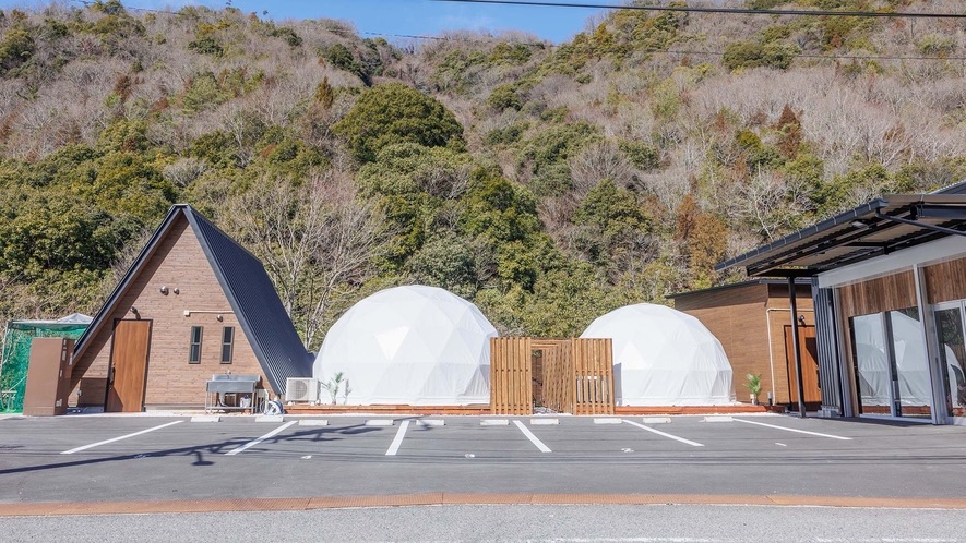 外観　リバーサイドグランピング上瀬野