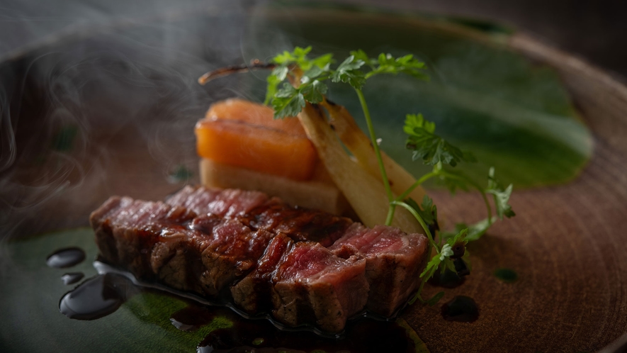 フサキビーチリゾート ホテル＆ヴィラズ HANARE 夕食の1例